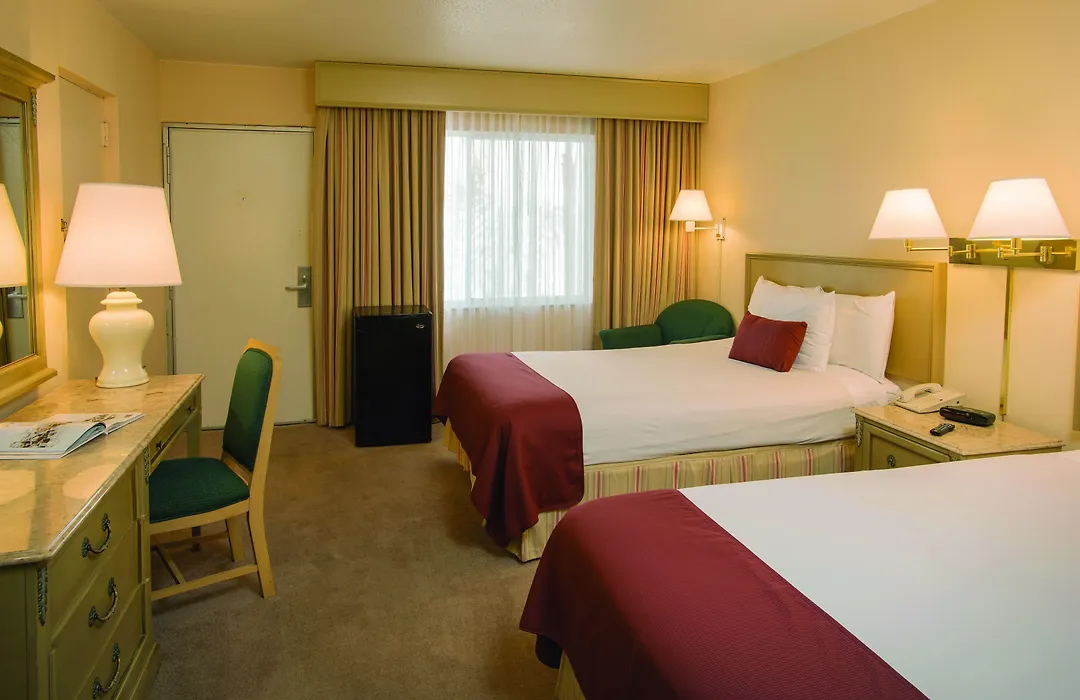 Sandcastle Resort At Lido Beach-1